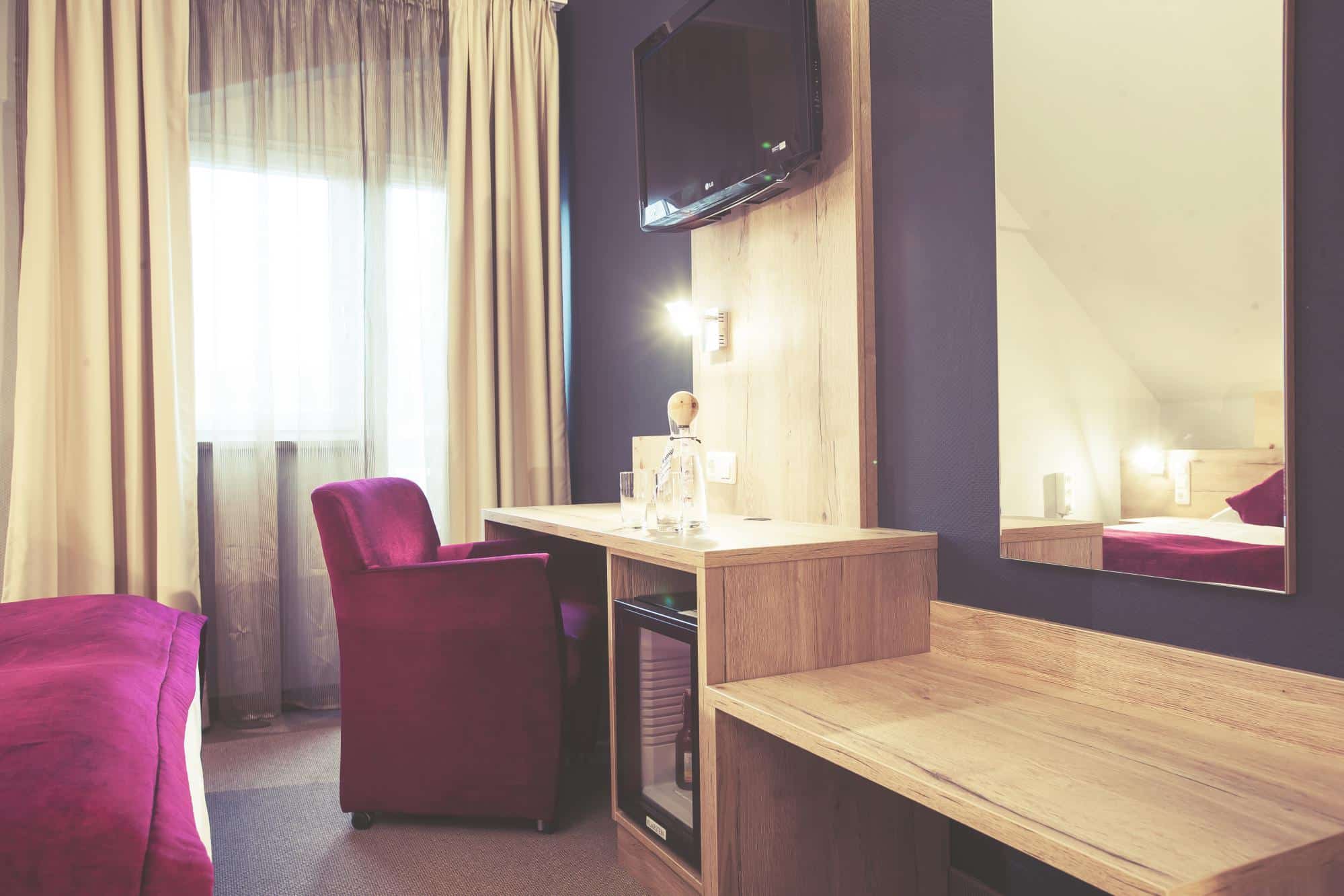 Schreibtisch-Hotel-Amalienburg-Komfortzimmer